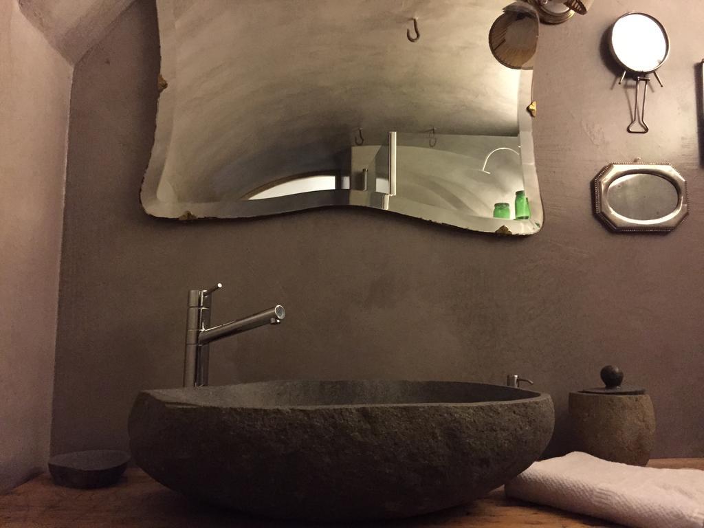 B&B Valle Spluga Il Pertugio Chiavenna Δωμάτιο φωτογραφία